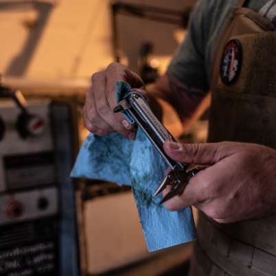 6 Cara Merawat Leatherman Agar Tidak Korosi