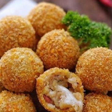 BOLA-BOLA AYAM KENTANG ALA BAMIX